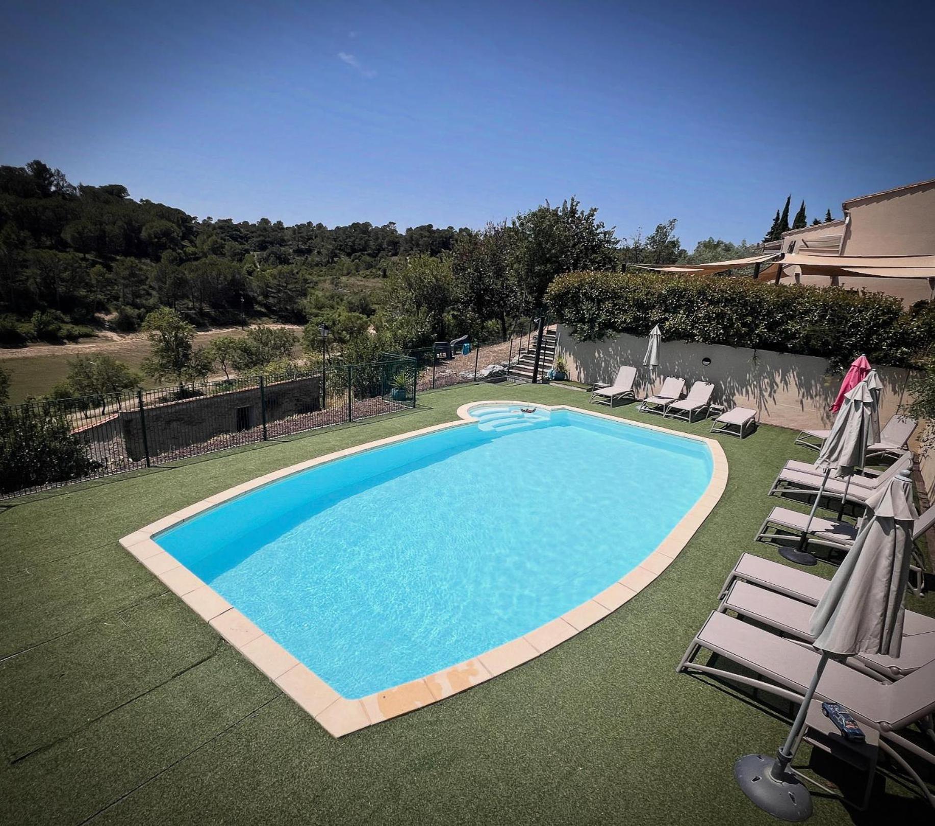 Logis Hotel Restaurant La Bergerie Aragon Exterior foto